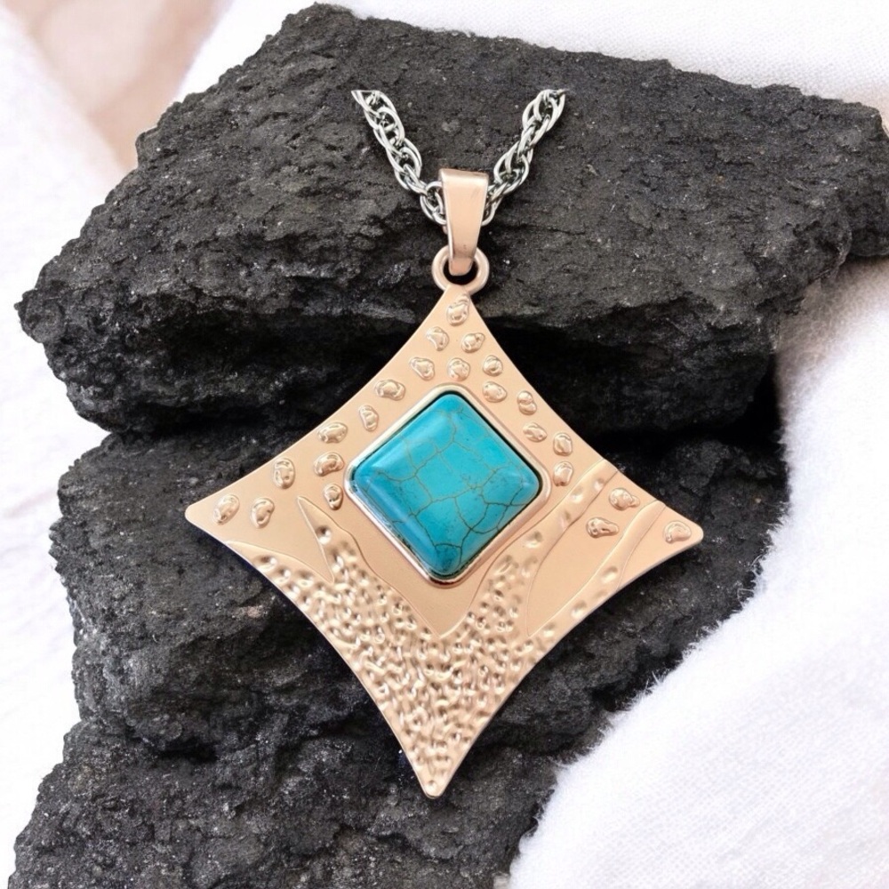 🆕 Turquoise on Diamond Shaped Pendant Alloy/Stainless Steel